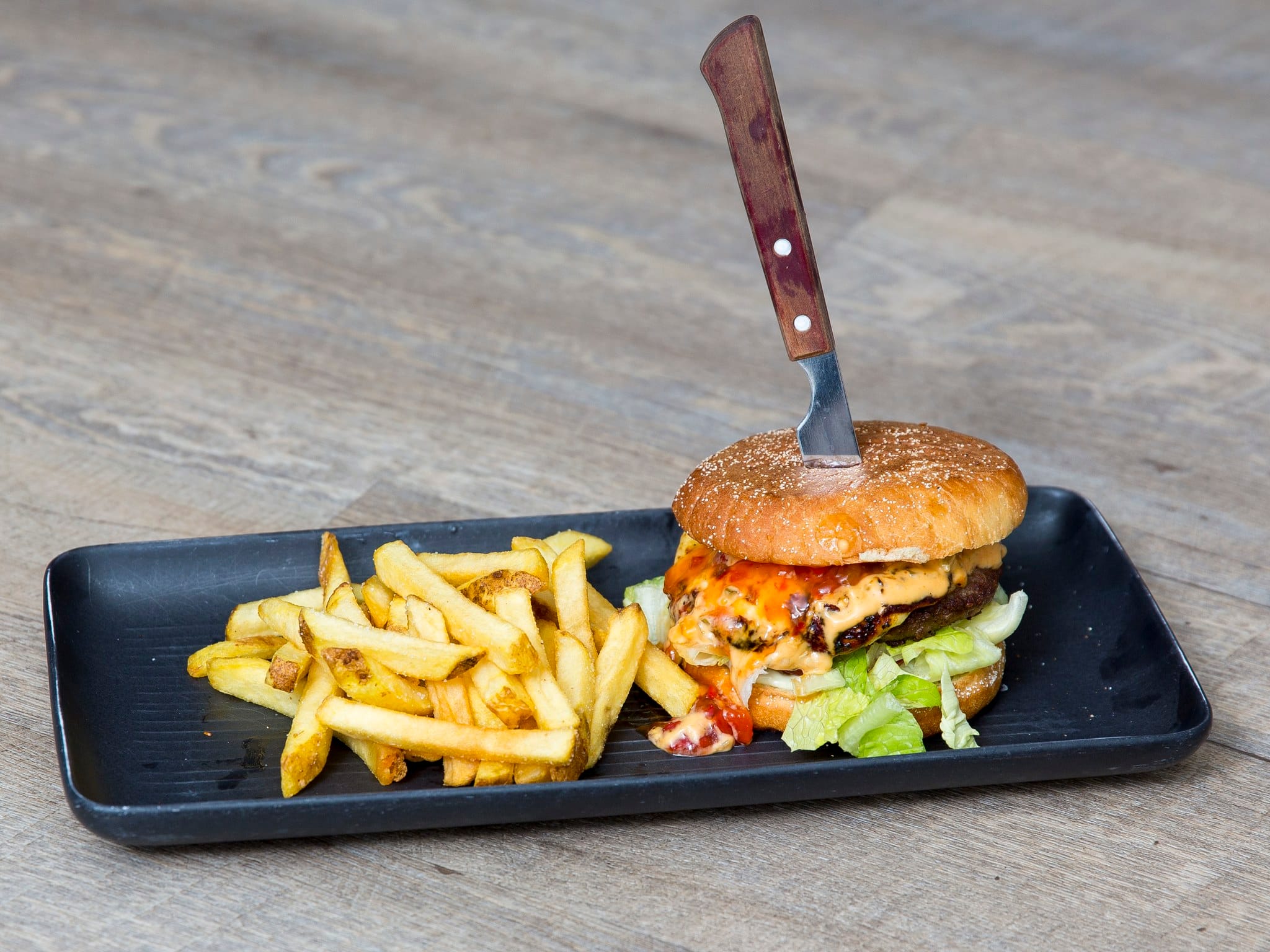 TAMMIALE Juustoportilla! Kaikki burgerateriat -20 % tammikuun loppuun saakka! Tervetuloa herkuttelemaan!