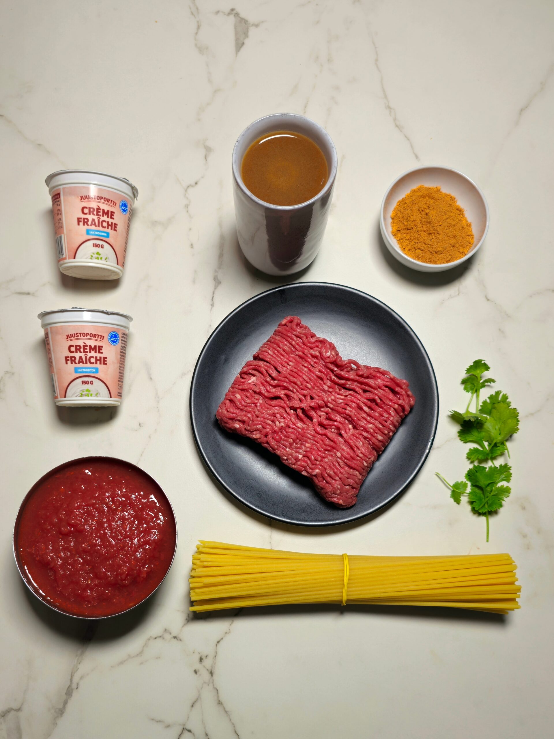 Harri Syrjäsen herkullinen ja helppo OnePot Taco-pasta, katso ohje ja ota kokeiluun!