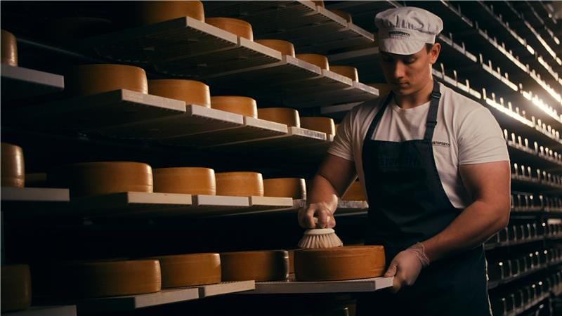 Jalasjärveläinen perheyritys Juustoportti on voittanut kolme pronssimitalia Sveitsin Bernissä marraskuussa järjestetyssä World Cheese Awards -kilpailussa.